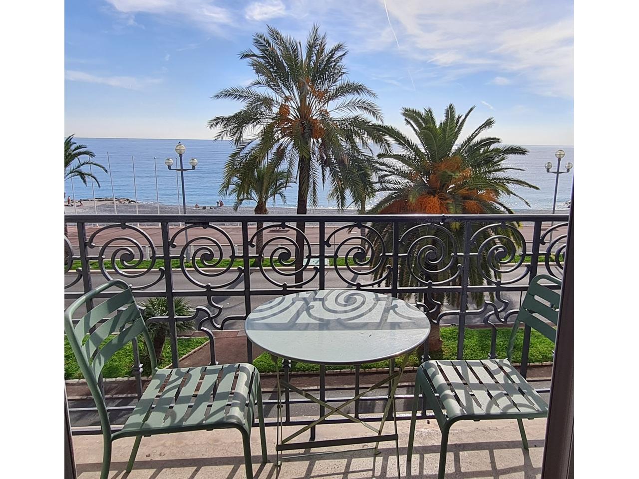 Promenade des Anglais - 3 P 114 m² vue mer exceptionnelle.  