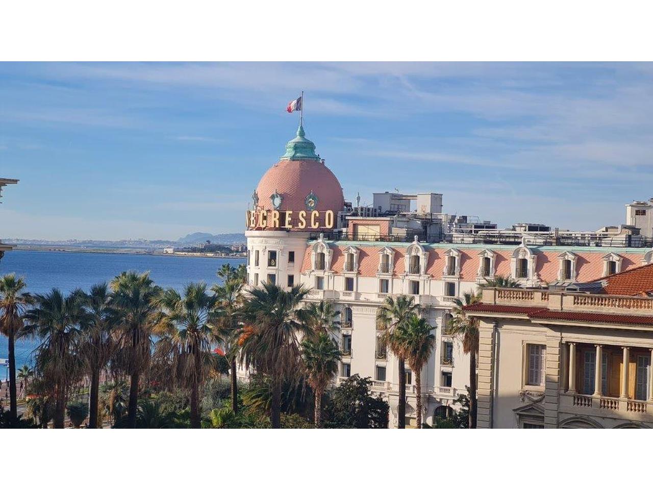 Promenade, dernier étage, vue mer