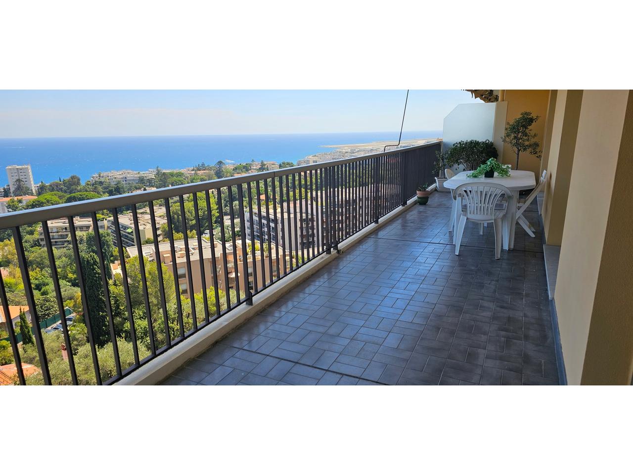 terrasse 2.jpg